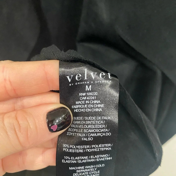 Velvet by Graham and Spencer Faux Suede Draped Vest Size Medium EUC - Picture 3 of 4